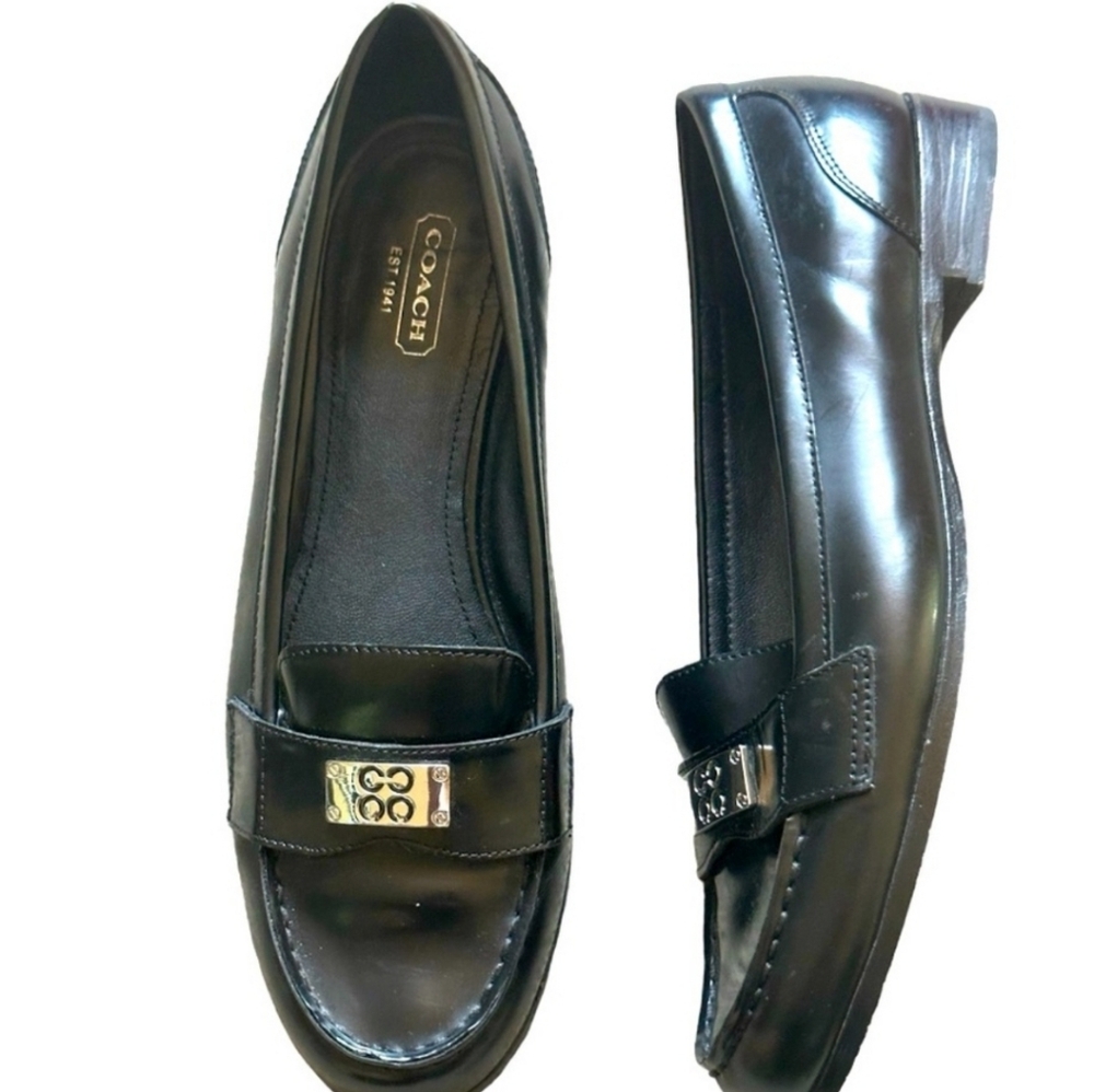 Coach Classic “almost patent” Logo Career slip on luxury Loafer black silver 8.5